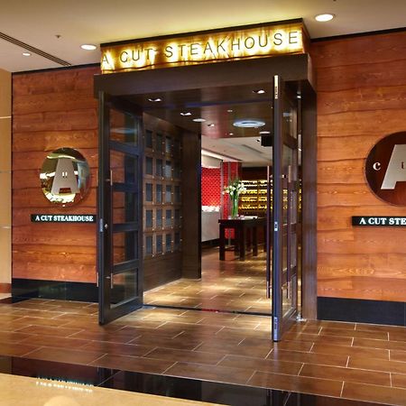 Ambassador Hotel Hsinchu Exteriér fotografie A Cut Steakhouse