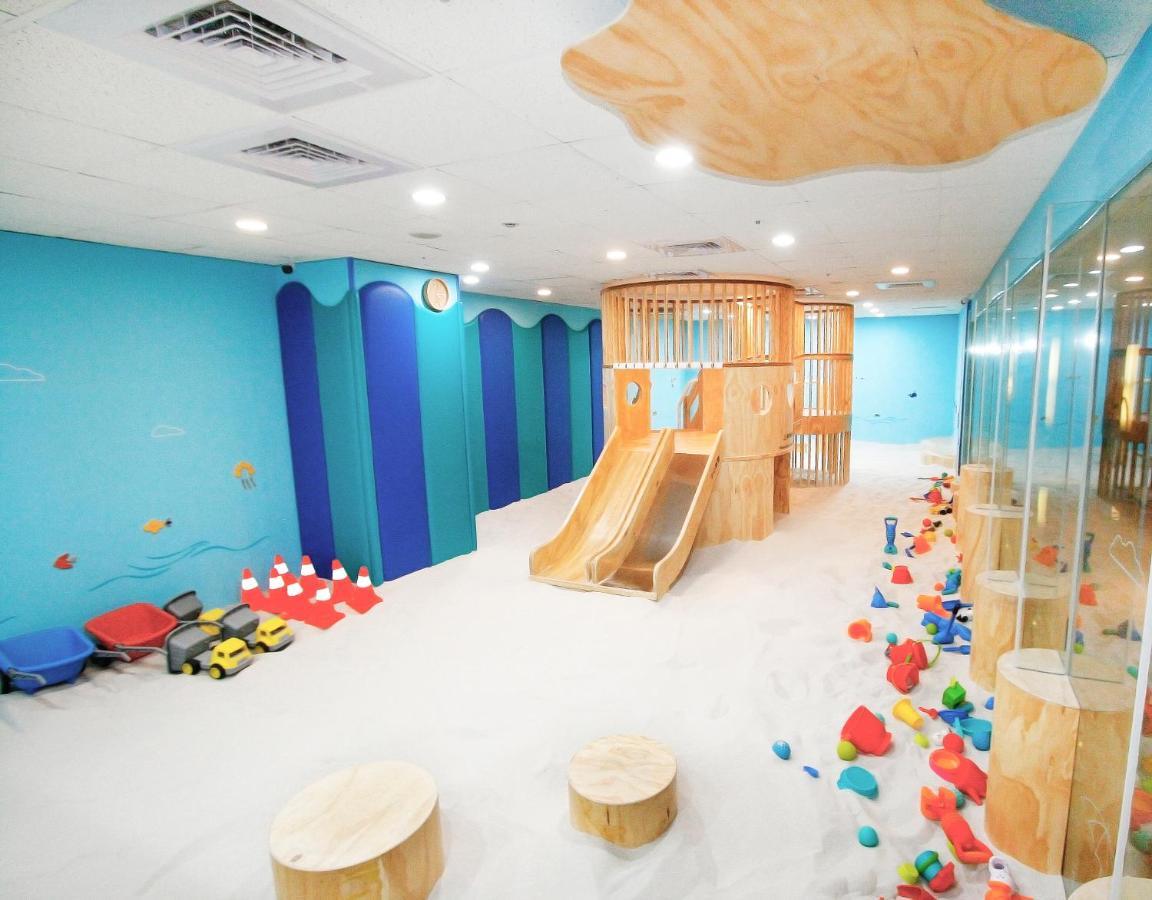 Ambassador Hotel Hsinchu Exteriér fotografie The Children's Museum of Oakville
